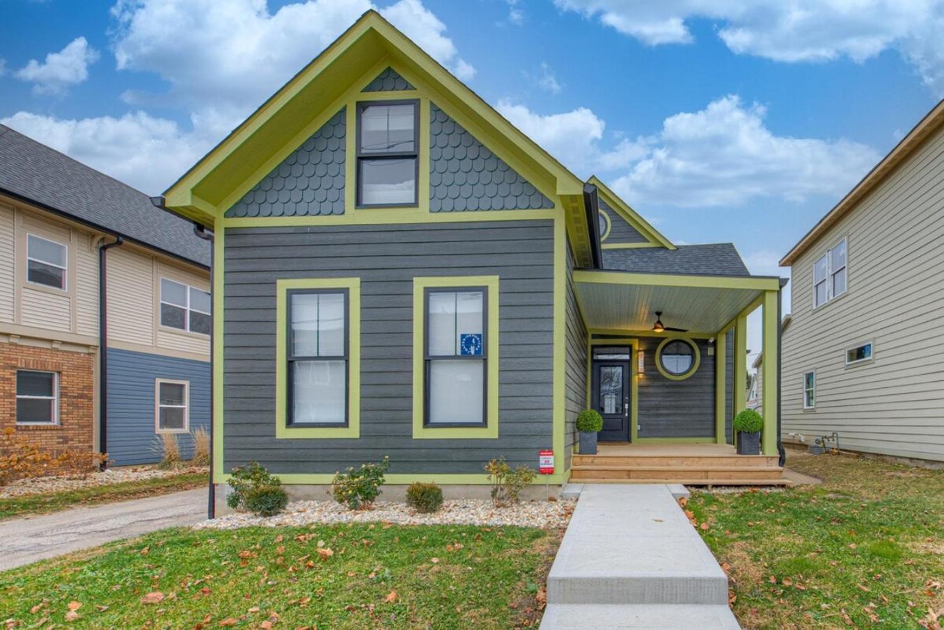 It'S All Good - Two Homes Sleeps 18 Indianapolis Exterior photo